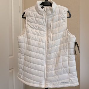 Eddie Bauer Women’s White Sleeveless Puffer Vest W/front zip & 3 pockets. L NWT